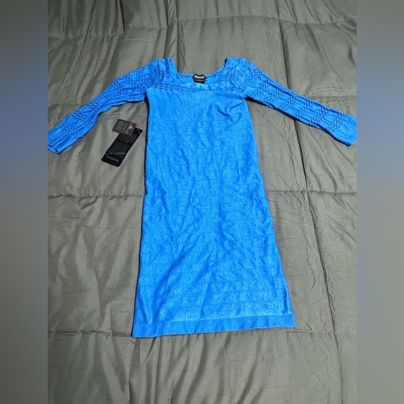 NWT BeBE dress size M/L - Picture 4 of 16